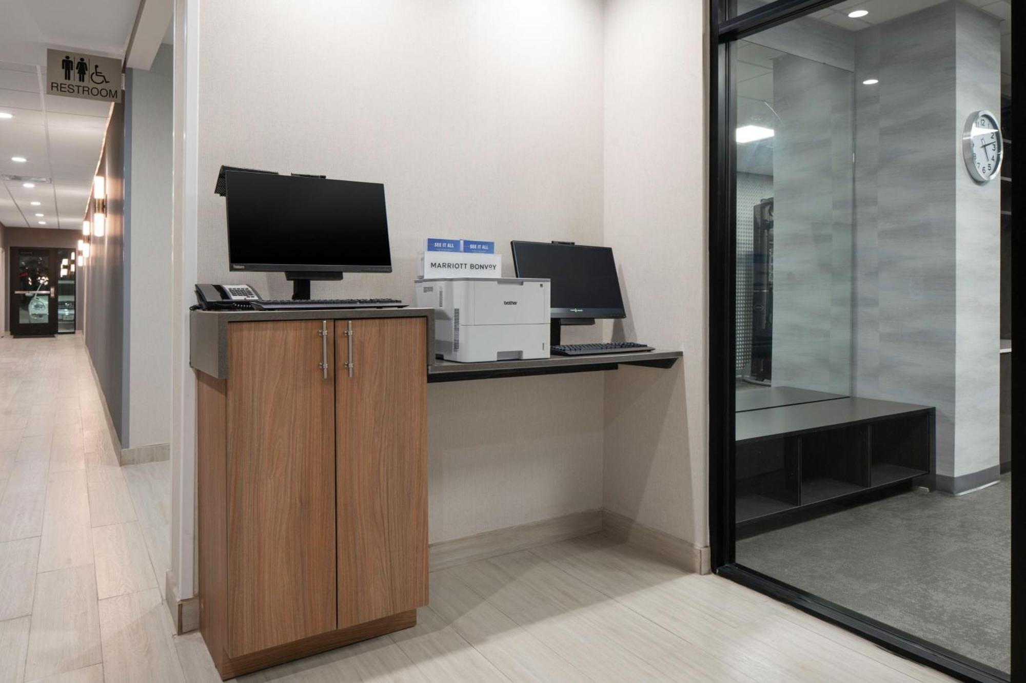 Fairfield Inn & Suites By Marriott Corinth South Denton Area 외부 사진