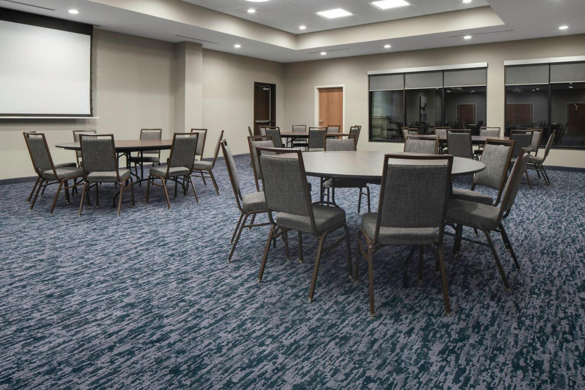 Fairfield Inn & Suites By Marriott Corinth South Denton Area 외부 사진