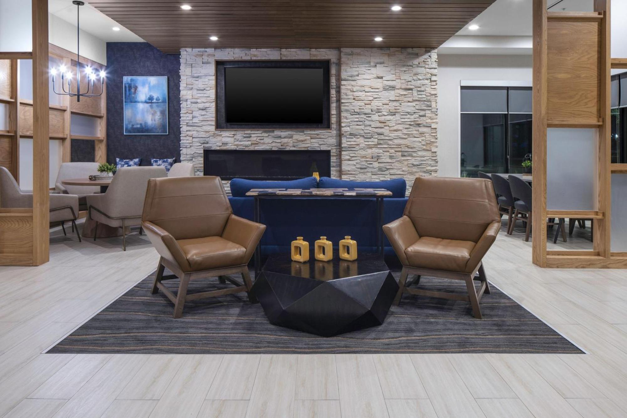 Fairfield Inn & Suites By Marriott Corinth South Denton Area 외부 사진
